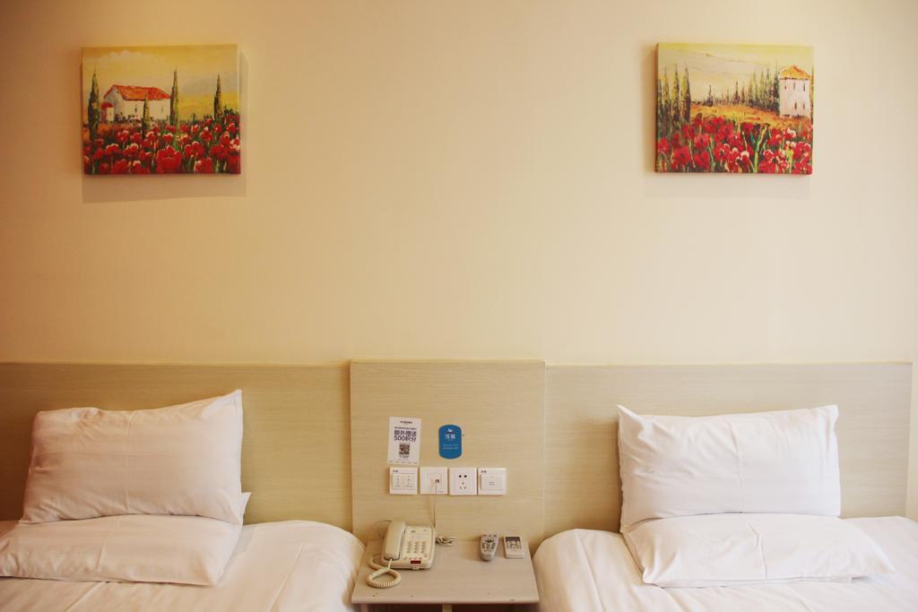 Hanting Express Jinzhou Luoyang Road Central Avenue Bilik gambar