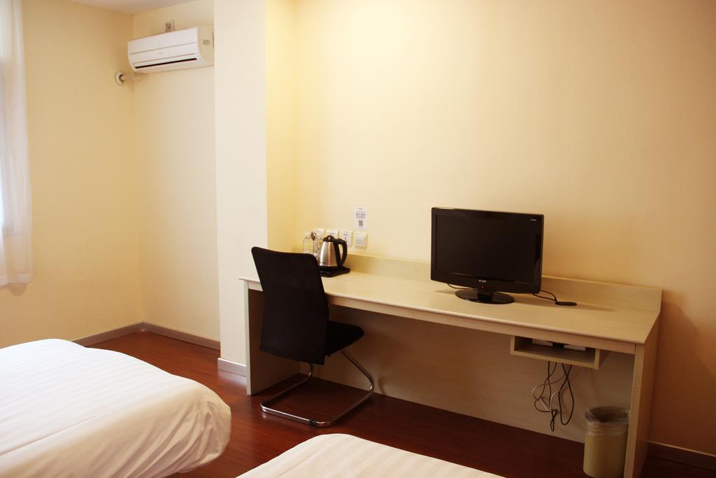Hanting Express Jinzhou Luoyang Road Central Avenue Bilik gambar